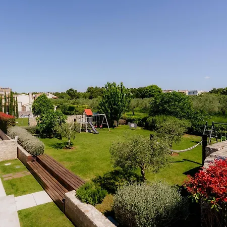 Casa Ombra Rossa Villa *